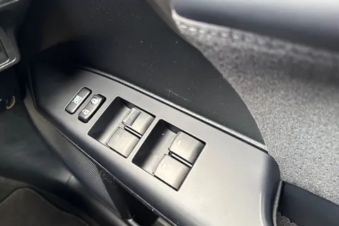 45 of 64 for Lexus Ct 1.8 200h Luxury CVT Euro 6 (s/s) 5dr