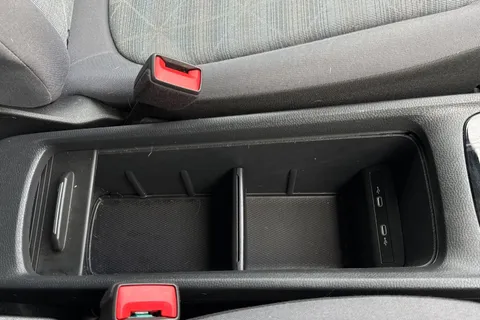 46 of 50 for Volkswagen ID.3 Pro 58kWh Life Auto 5dr