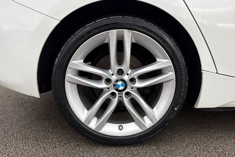 10 of 60 for BMW 1 Series 2.0 118d M Sport Euro 6 (s/s) 5dr