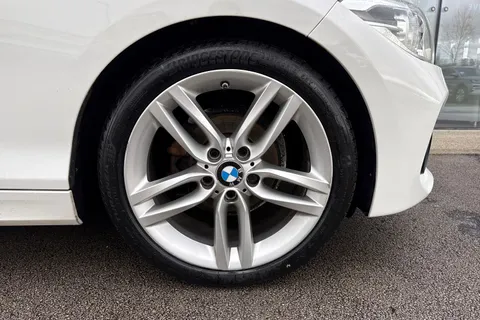 11 of 60 for BMW 1 Series 2.0 118d M Sport Euro 6 (s/s) 5dr