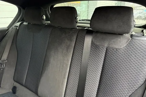 19 of 60 for BMW 1 Series 2.0 118d M Sport Euro 6 (s/s) 5dr