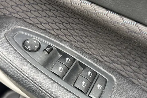 37 of 60 for BMW 1 Series 2.0 118d M Sport Euro 6 (s/s) 5dr