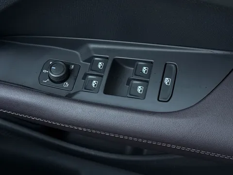 DA25BDU CUPRA Terramar 2.0 TSI 265 VZ2 5dr DSG 4Drive **PANORAMIC SUNROOF** Thumbnail #19