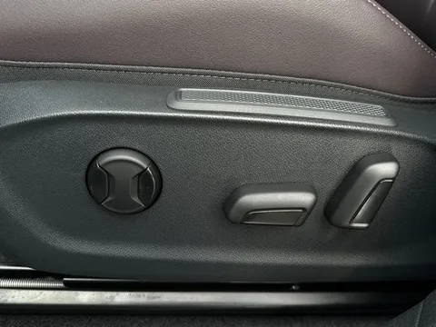 DA25BDU CUPRA Terramar 2.0 TSI 265 VZ2 5dr DSG 4Drive **PANORAMIC SUNROOF** Thumbnail #34