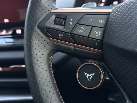 DA25BDU CUPRA Terramar 2.0 TSI 265 VZ2 5dr DSG 4Drive **PANORAMIC SUNROOF** Thumbnail #38