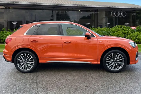 3 of 49 for Audi Q3 S line 35 TFSI 150 PS 6-speed