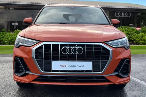 6 of 49 for Audi Q3 S line 35 TFSI 150 PS 6-speed