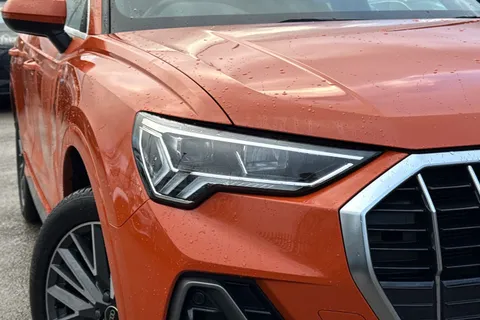 9 of 49 for Audi Q3 S line 35 TFSI 150 PS 6-speed