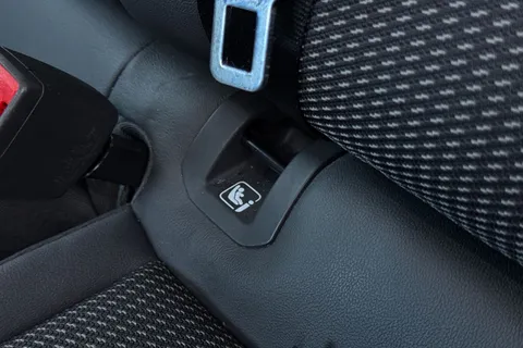 28 of 49 for Audi Q3 S line 35 TFSI 150 PS 6-speed