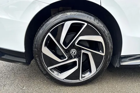 DE75RYG Volkswagen Id.7 210kW Match Pro 77kWh 5dr Auto | Area View Camera | IQ Lights Thumbnail #12