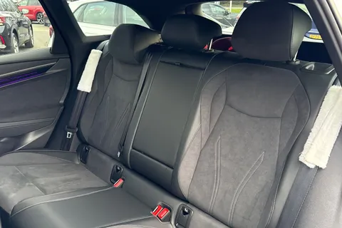 DE75RYG Volkswagen Id.7 210kW Match Pro 77kWh 5dr Auto | Area View Camera | IQ Lights Thumbnail #19