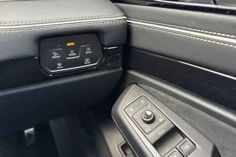 DE75RYG Volkswagen Id.7 210kW Match Pro 77kWh 5dr Auto | Area View Camera | IQ Lights Thumbnail #26