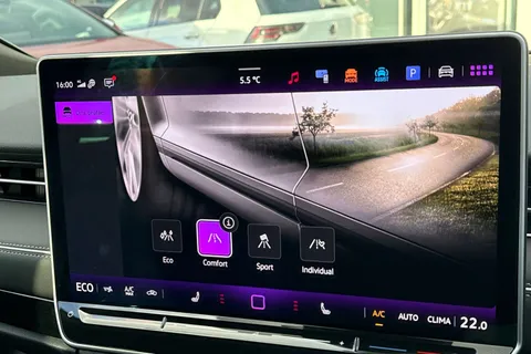 DE75RYG Volkswagen Id.7 210kW Match Pro 77kWh 5dr Auto | Area View Camera | IQ Lights Thumbnail #30