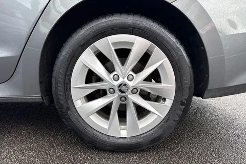 CX73PCF Škoda Octavia 1.4 TSI iV 13kWh SE L DSG Euro 6 (s/s) 5dr Thumbnail #23