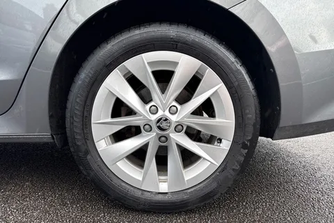 CX73PCF Škoda Octavia 1.4 TSI iV 13kWh SE L DSG Euro 6 (s/s) 5dr Thumbnail #25