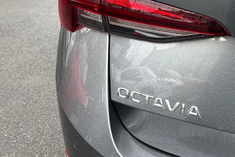 CX73PCF Škoda Octavia 1.4 TSI iV 13kWh SE L DSG Euro 6 (s/s) 5dr Thumbnail #26