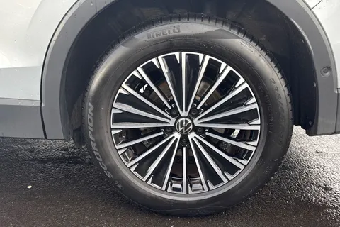 PL24UBG Volkswagen Tiguan 1.5 eTSI Match 5dr DSG Thumbnail #14