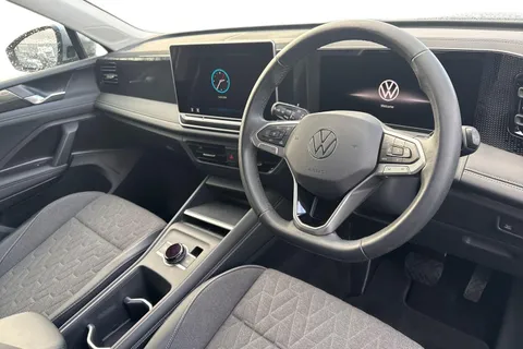 PL24UBG Volkswagen Tiguan 1.5 eTSI Match 5dr DSG Thumbnail #15