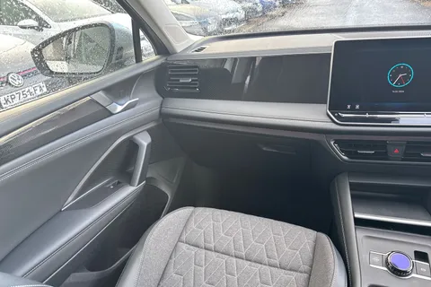 PL24UBG Volkswagen Tiguan 1.5 eTSI Match 5dr DSG Thumbnail #21