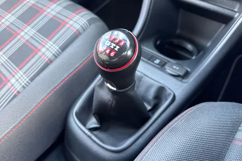 23 of 56 for Volkswagen Up! 1.0 115PS Up GTI 5dr ⭐Climate Control, Beats Sound, Cruise & Park Pack⭐