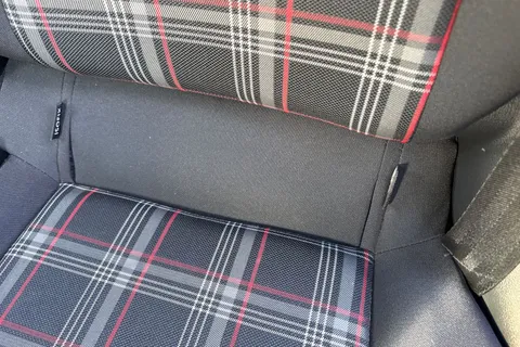 34 of 56 for Volkswagen Up! 1.0 115PS Up GTI 5dr ⭐Climate Control, Beats Sound, Cruise & Park Pack⭐