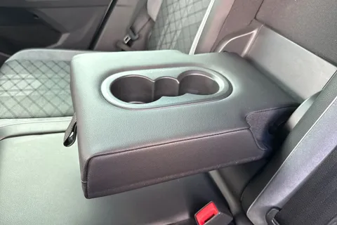 MD22HDF Volkswagen Tiguan 1.5 TSI R-Line DSG Euro 6 (s/s) 5dr Thumbnail #40