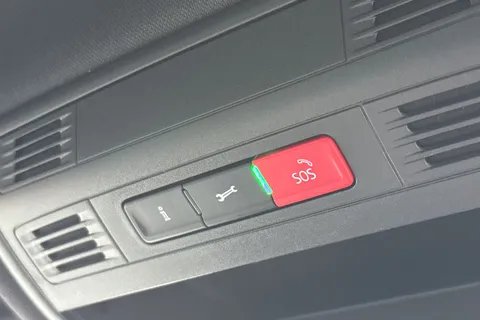 MD22HDF Volkswagen Tiguan 1.5 TSI R-Line DSG Euro 6 (s/s) 5dr Thumbnail #46