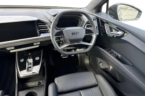 Audi Q4 e-tron 40 Black Edition Auto 5dr 82kWh Thumbnail #18