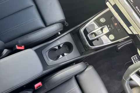 Audi Q4 e-tron 40 Black Edition Auto 5dr 82kWh Thumbnail #23