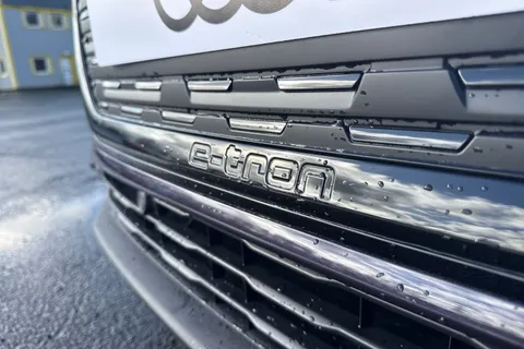 Audi Q4 e-tron 40 Black Edition Auto 5dr 82kWh Thumbnail #27