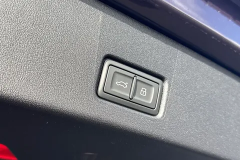 Audi Q4 e-tron 40 Black Edition Auto 5dr 82kWh Thumbnail #40