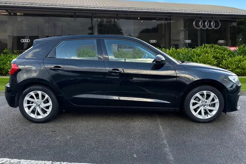 PF19XKA Audi A1 Sport 30 TFSI 116 PS 6-speed Thumbnail #4