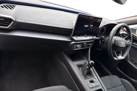 KY25HUH CUPRA Leon 1.5 TSI V2 Euro 6 (s/s) 5dr Thumbnail #16