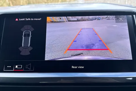 Audi Q4 e-tron 40 Black Edition Auto 5dr 82kWh Thumbnail #55