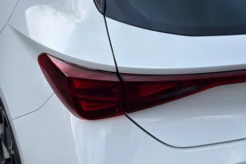 KY25HUH CUPRA Leon 1.5 TSI V2 Euro 6 (s/s) 5dr Thumbnail #28