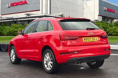 2 of 47 for AUDI Q3 1.4T FSI Sport 5dr S Tronic