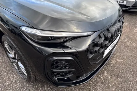 Audi Q5 2.0 TDI Edition 1 Sportback S Tronic quattro Euro 6 (s/s) 5dr Thumbnail #9