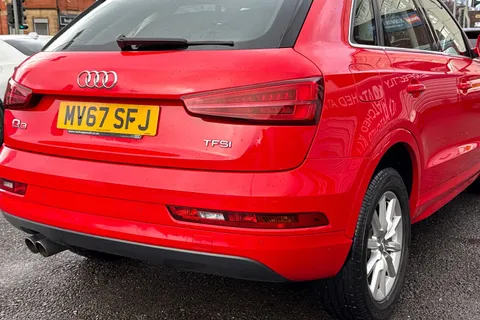 10 of 47 for AUDI Q3 1.4T FSI Sport 5dr S Tronic