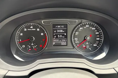 19 of 47 for AUDI Q3 1.4T FSI Sport 5dr S Tronic