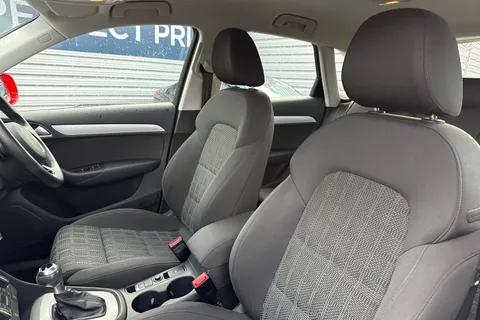 39 of 47 for AUDI Q3 1.4T FSI Sport 5dr S Tronic