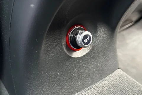 40 of 47 for AUDI Q3 1.4T FSI Sport 5dr S Tronic