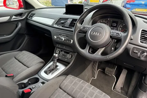 41 of 47 for AUDI Q3 1.4T FSI Sport 5dr S Tronic