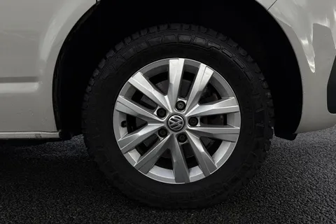 VU22LZR Volkswagen California Coast SWB 150 PS 2.0 TDI 7sp DSG Thumbnail #10