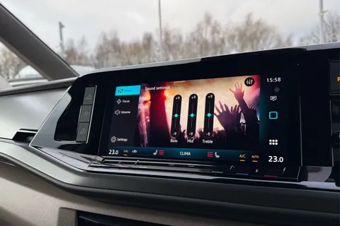 DH75ENV Volkswagen California Coast T7 SWB 150 PS DSG - Parking Heater / Delivery Mileage Thumbnail #61