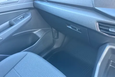 DE26LVR Volkswagen Caddy C20 Cargo Commerce Pro SWB 150 PS 1.5 TSI eHybrid 6sp DSG - Nav Thumbnail #20