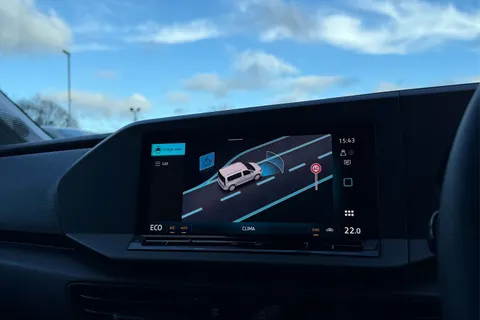 DE26LVR Volkswagen Caddy C20 Cargo Commerce Pro SWB 150 PS 1.5 TSI eHybrid 6sp DSG - Nav Thumbnail #50