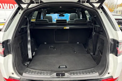 10 of 61 for Land Rover Discovery Sport 2.0 D240 MHEV R-Dynamic HSE Auto 4WD Euro 6 (s/s) 5dr