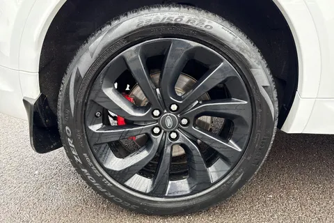 22 of 61 for Land Rover Discovery Sport 2.0 D240 MHEV R-Dynamic HSE Auto 4WD Euro 6 (s/s) 5dr