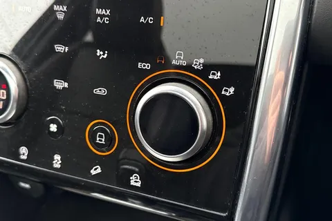 51 of 61 for Land Rover Discovery Sport 2.0 D240 MHEV R-Dynamic HSE Auto 4WD Euro 6 (s/s) 5dr