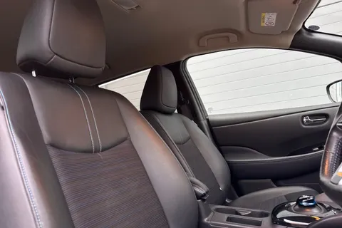 20 of 62 for NISSAN LEAF 110kW N-Connecta 40kWh 5dr Auto